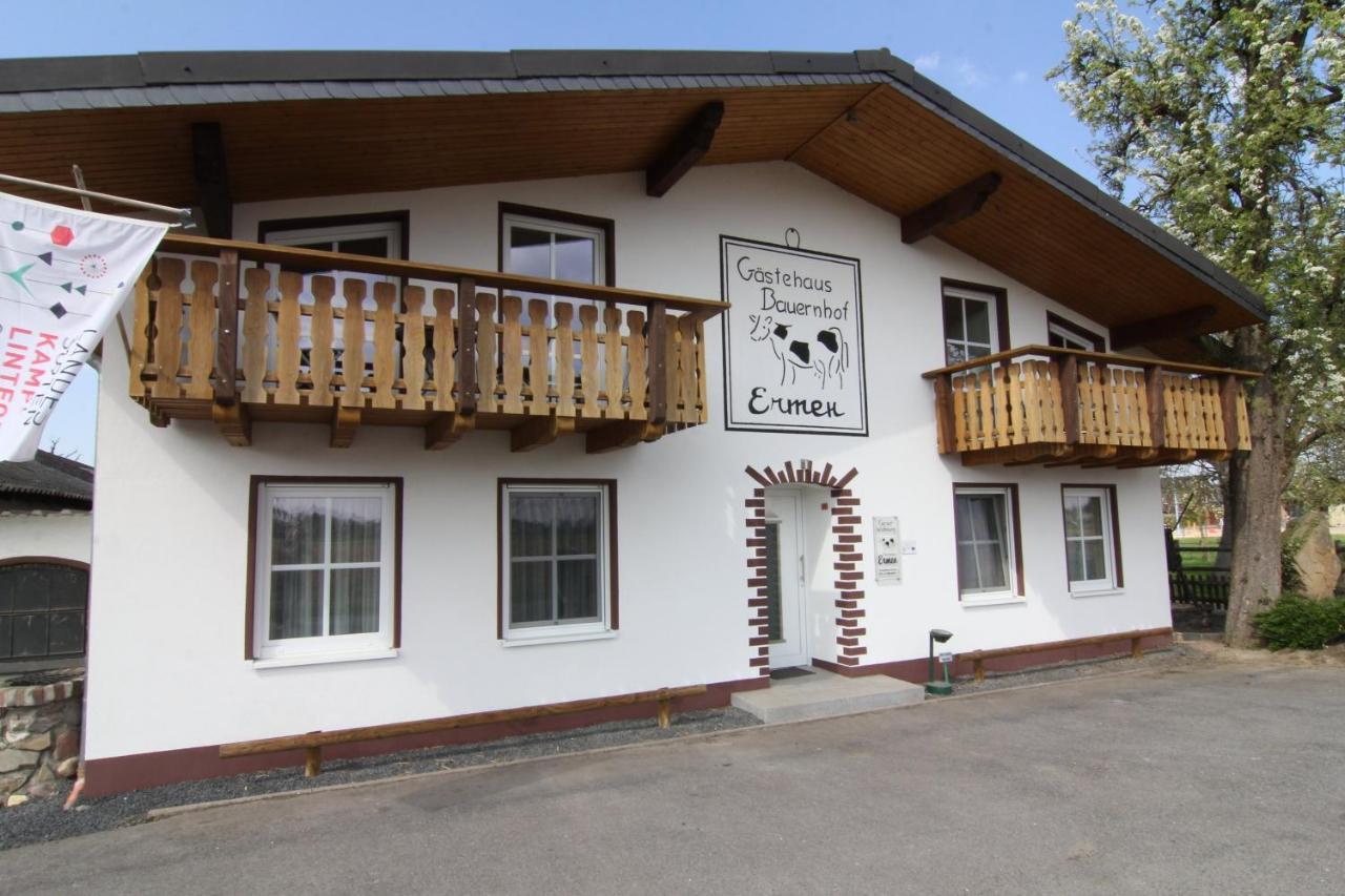 Gaestehaus Ermen Kamp-Lintfort Bagian luar foto
