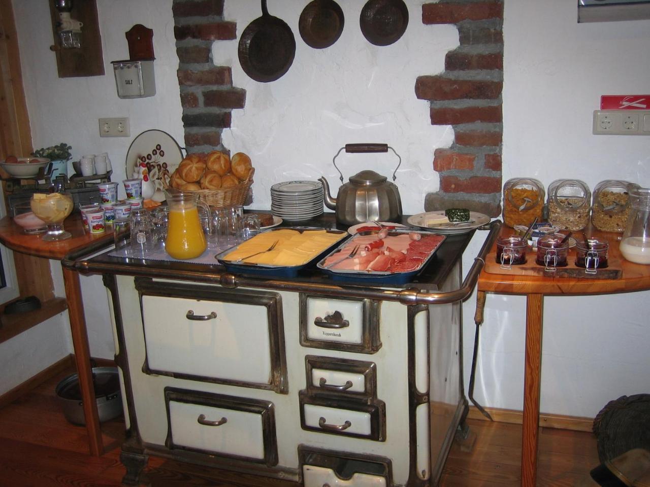 Gaestehaus Ermen Kamp-Lintfort Bagian luar foto